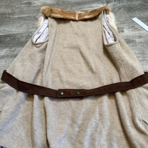 LINE & DOT Fur Vest Size Small in Beige Belted Rabbit Fur Shawl Collar - Picture 6 of 10